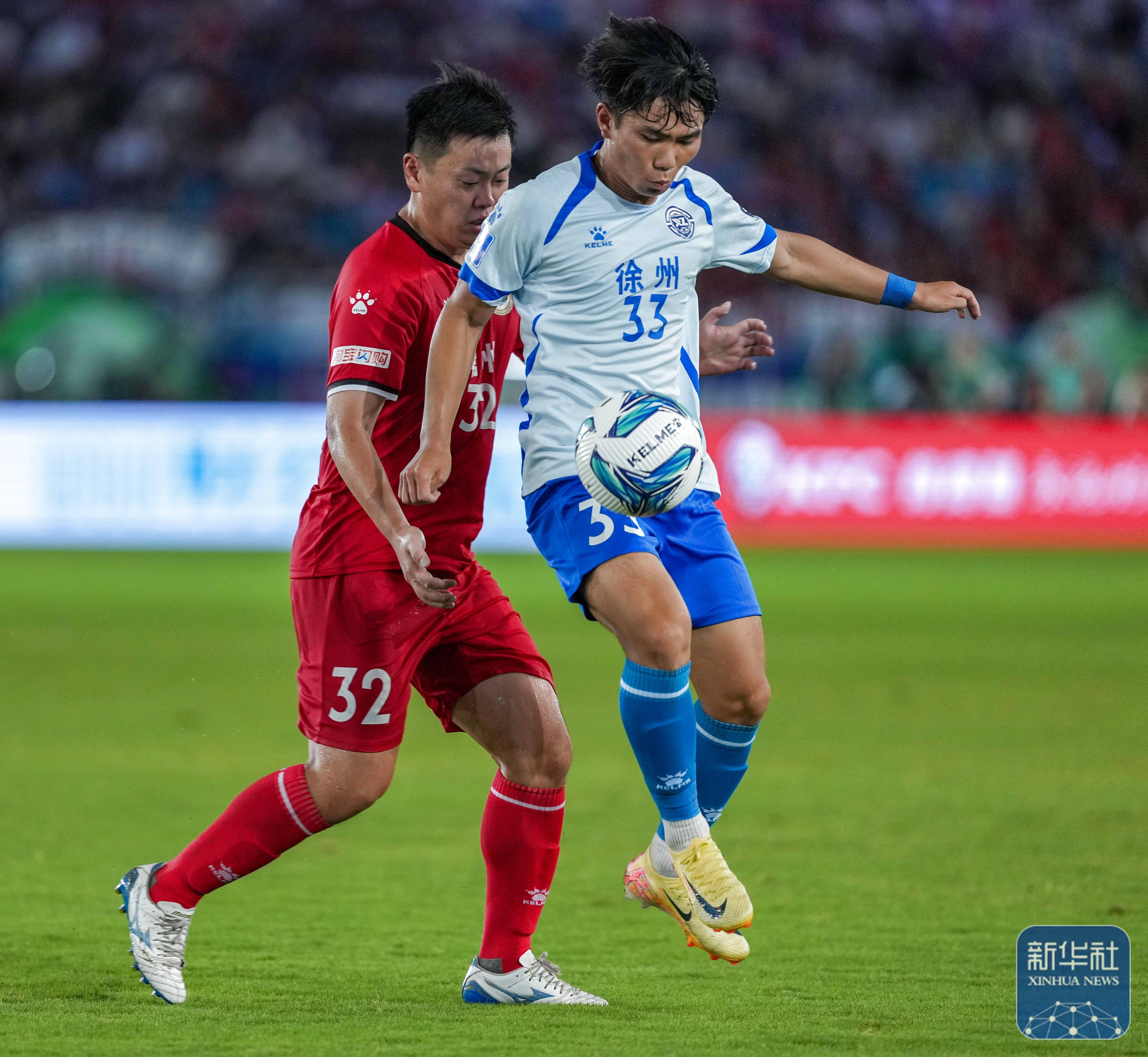 精湛足球技艺赛场上获胜绝对优势