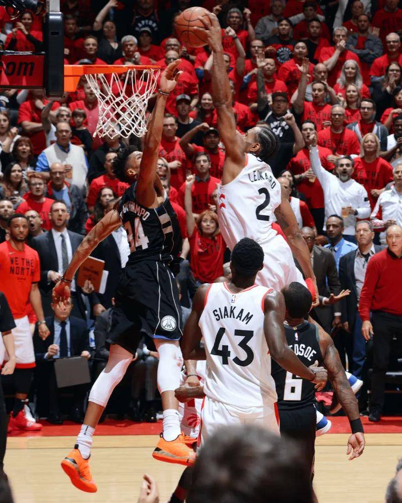 关于猛龙球员伦纳德在比赛中交出全面数据表现的信息 关于猛龙球员伦纳德在比赛中交出全面数据表现的信息