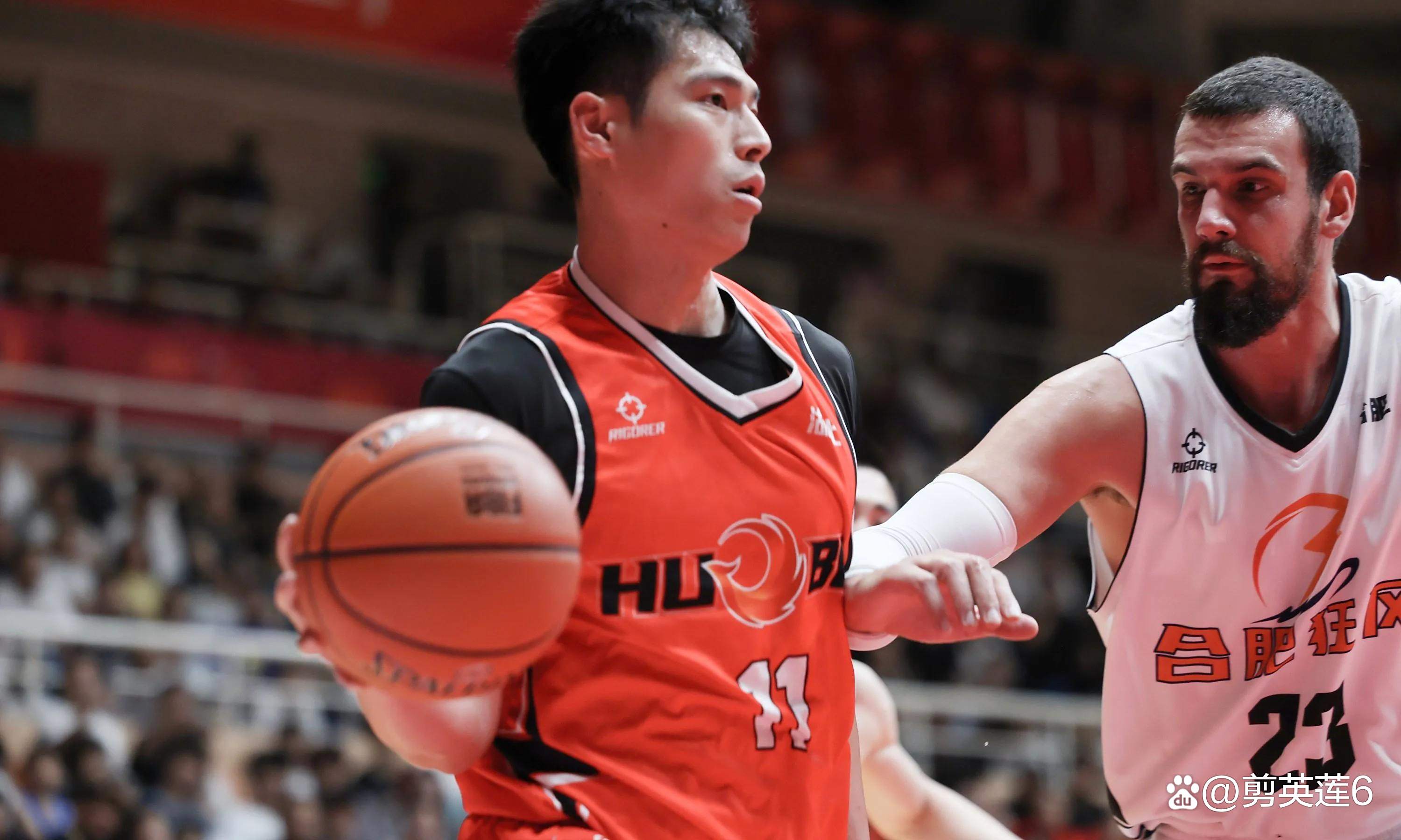 湖北男篮坚守主场：迎战山西队争夺胜利