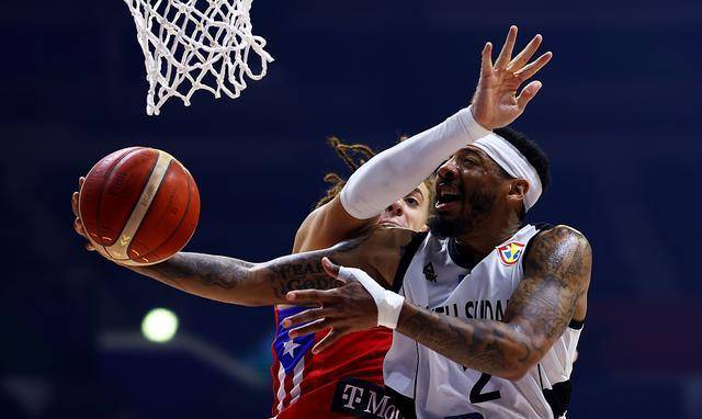 系波多黎各球队凭借制胜球晋级半决赛，表现抢眼