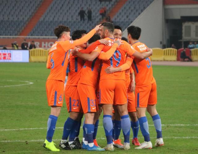 天津海宁赴广州与恒大厮杀,险胜一筹,客场作战壮举 天津海宁赴广州与恒大厮杀,险胜一筹,客场作战壮举