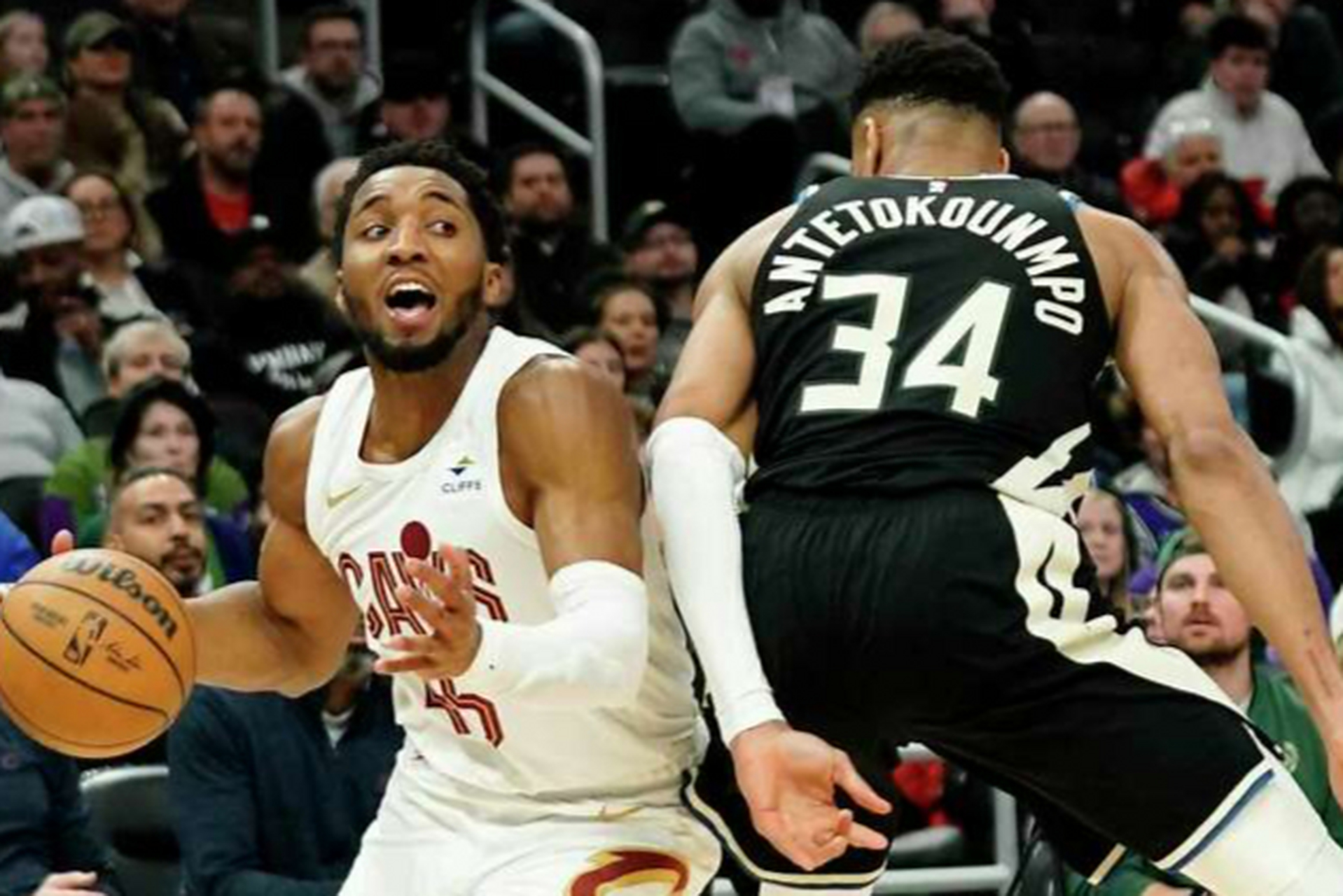 开云体育中国-雄鹿主场击败骑士，连胜喜人的简单介绍