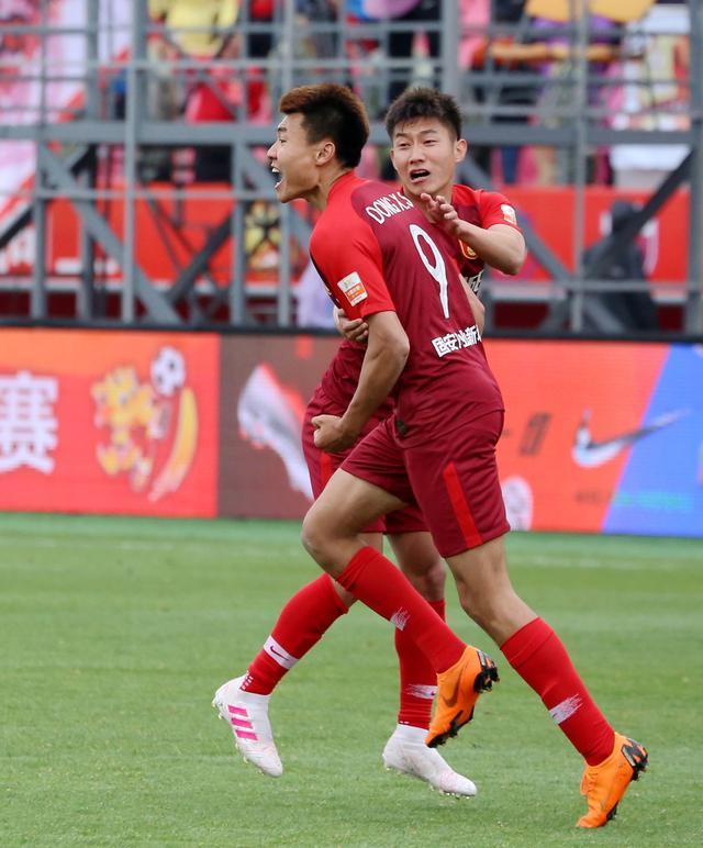 河北华夏幸福客场战平北京人和,难舍难分 河北华夏幸福客场战平北京人和,难舍难分