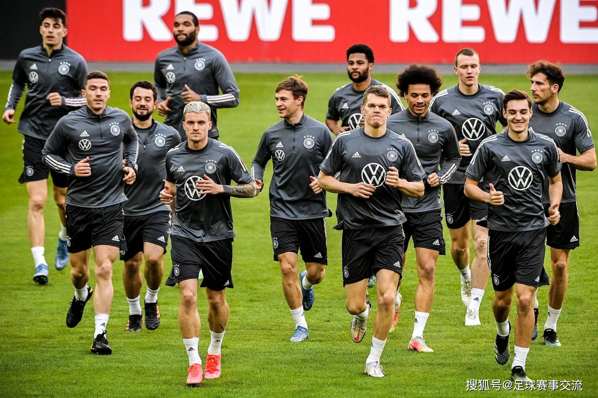 关于英格兰队逆转德国队,波尔状态火热的信息 关于英格兰队逆转德国队,波尔状态火热的信息