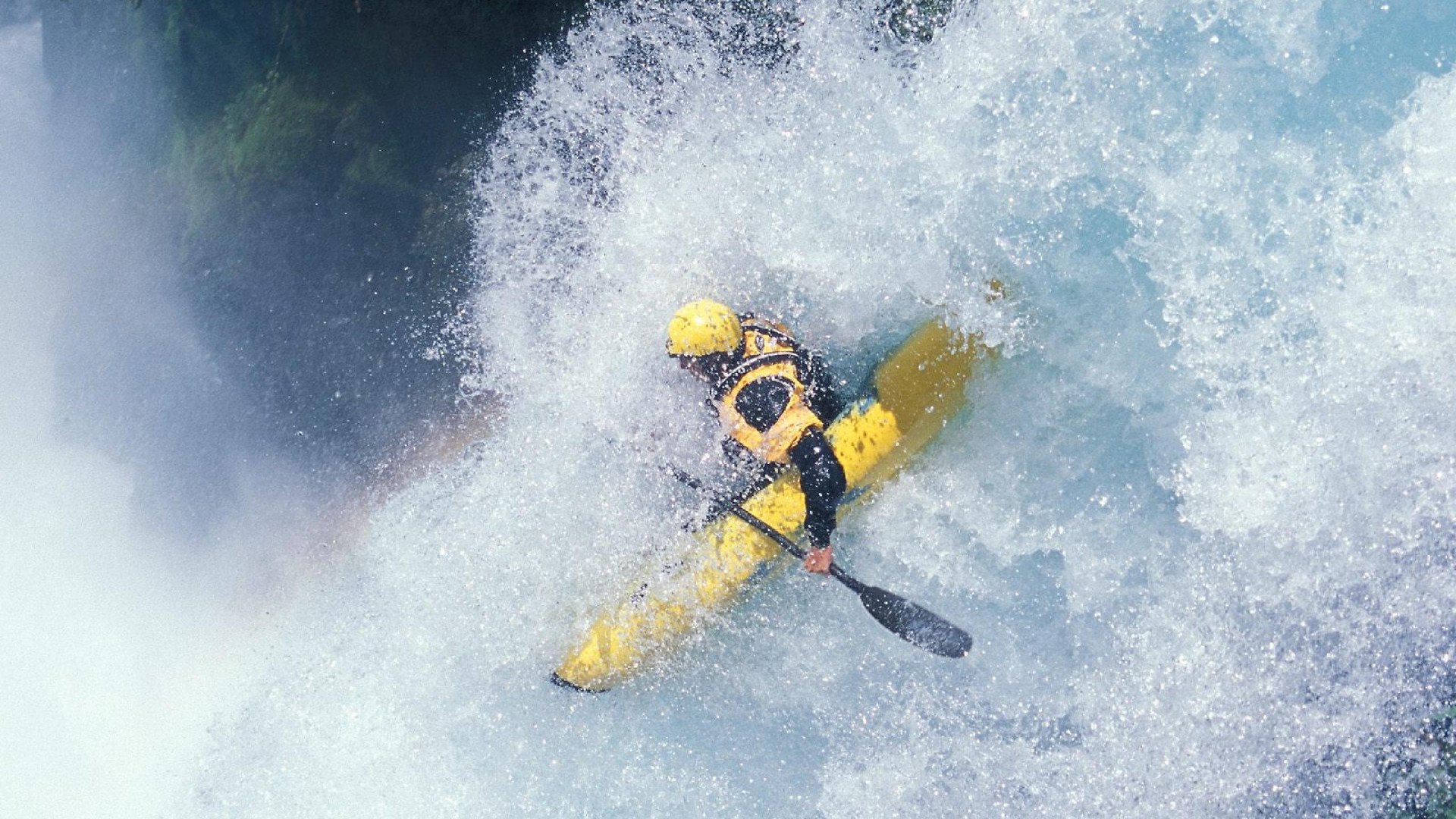火山对峙,当劳塔罗的熔岩,遇见冰岛的寒霜